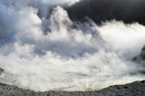 30_CloseUpToTheCrater