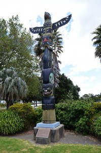 4_AnIndianTotemGivenByTheCanadaToGisborneForACaptainCookCelebration