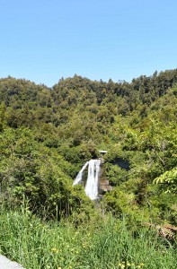 7_WaterfallsAlongTheGravelRoadOfTeUreweraNationalPark