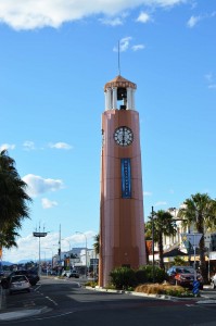 98_TheBellClockWithTheBoatOnAPoleBehindAtGisborne