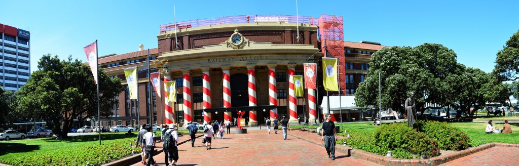 75_PanoramicOfWellington'sRailwaysStation