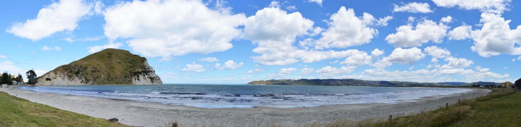 7_PanoramicOfMahiaBeach