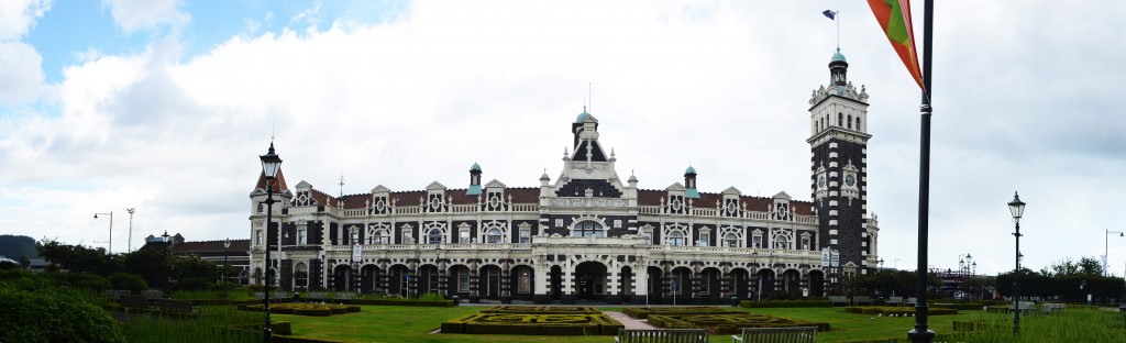 113_Dunedin'sRailwayStation