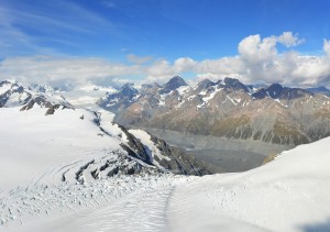 131_AndYetAnotherPanoramicByTheHelicopterNearFranzJosephGlacier