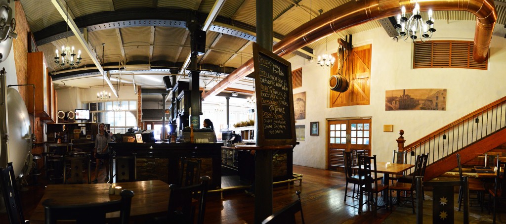 135_PanoramicOfTheSpeighTapRoomInDunedin