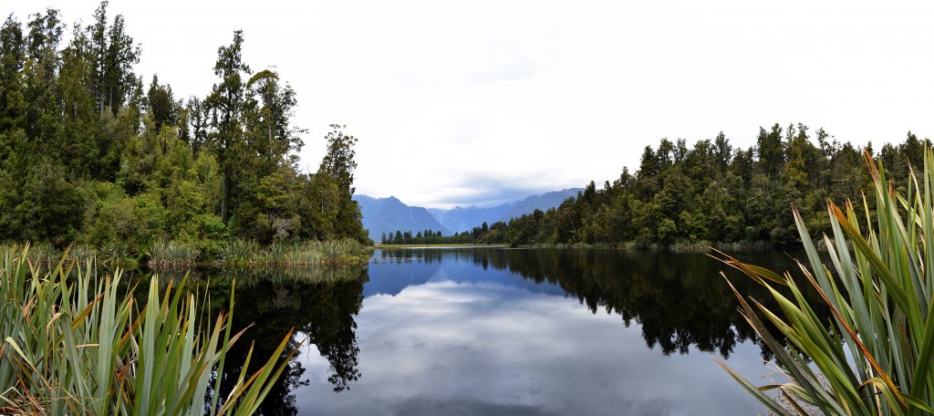 46_AnotherPanoramicOfMirrorLake