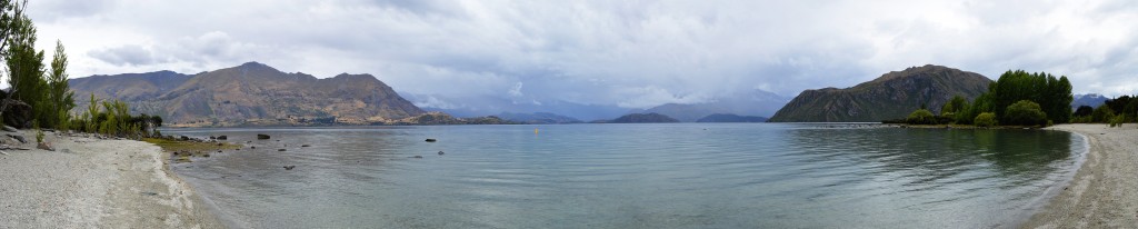 6_AnotherPanoramicOfTheLakeByTheOpositeSideOfWanaka