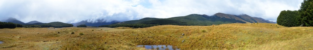 7_PanoramicAtTheUruk-HaiCharnel-HouseSpot