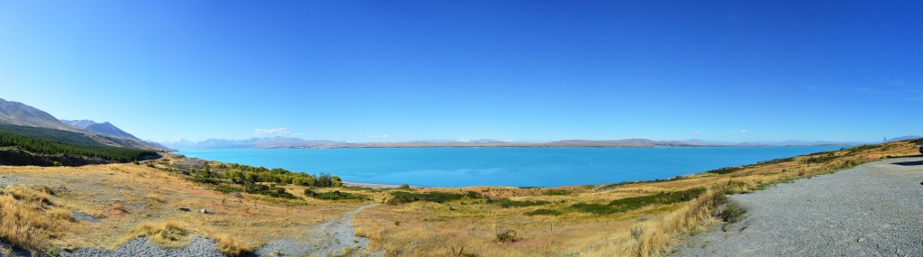 115_PanoramicOfThePukakiLake